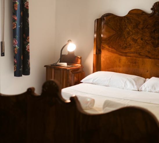 double-room-vintage-style-coliving-italy.jpg